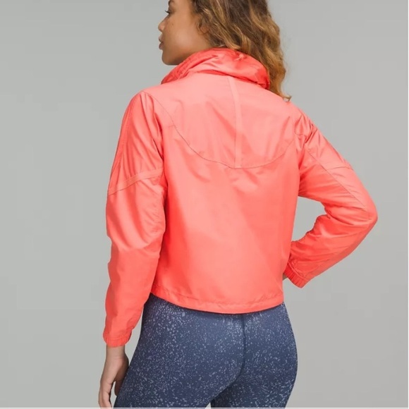 Lululemon-Lightweight Cropped Track Jacket-Raspberry Cream-size 8-NWOT - Picture 5 of 14